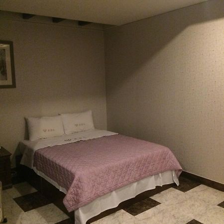 Romance Hotel Chungju Dış mekan fotoğraf